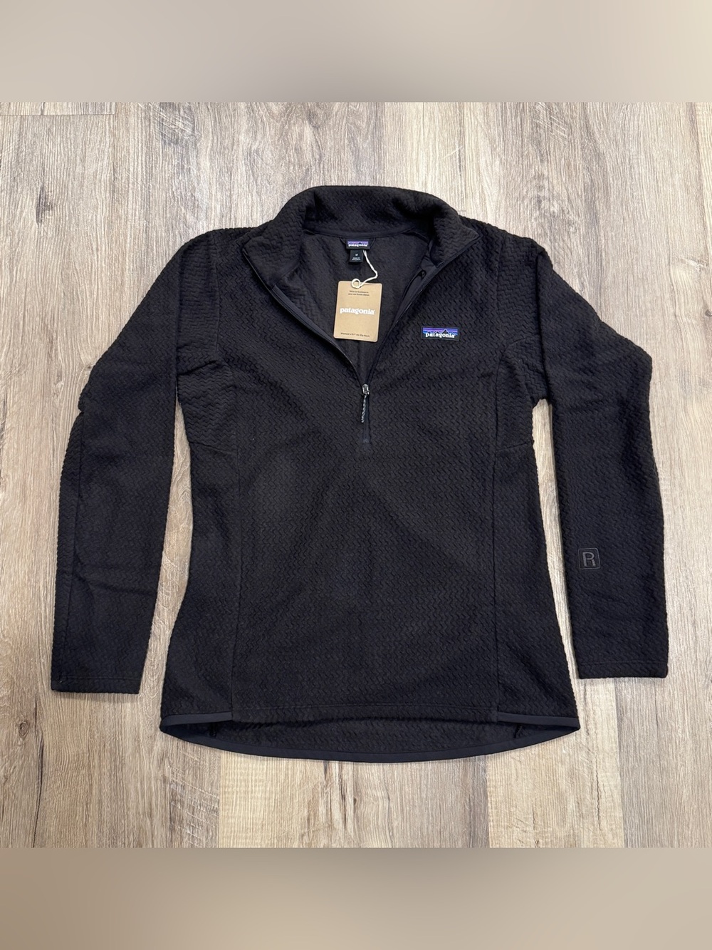 Patagonia Women's R1 Air Zip-Neck Black Small/Medium NWT